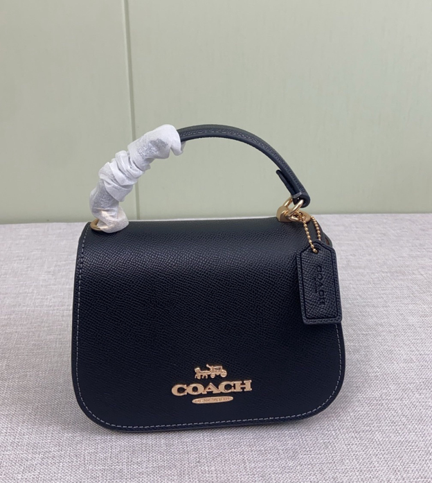 コーチ「Coach」 Lysa レザー ショルダーバッグ