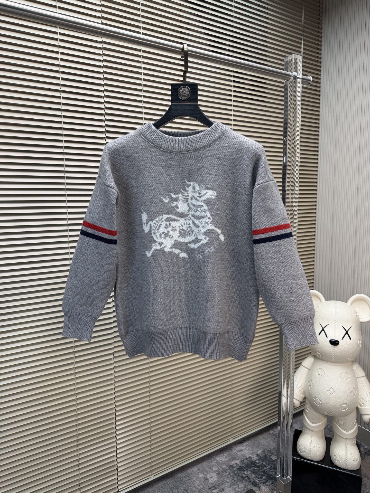 エルメス「Hermès」春季新作ラウンドネックスウェット