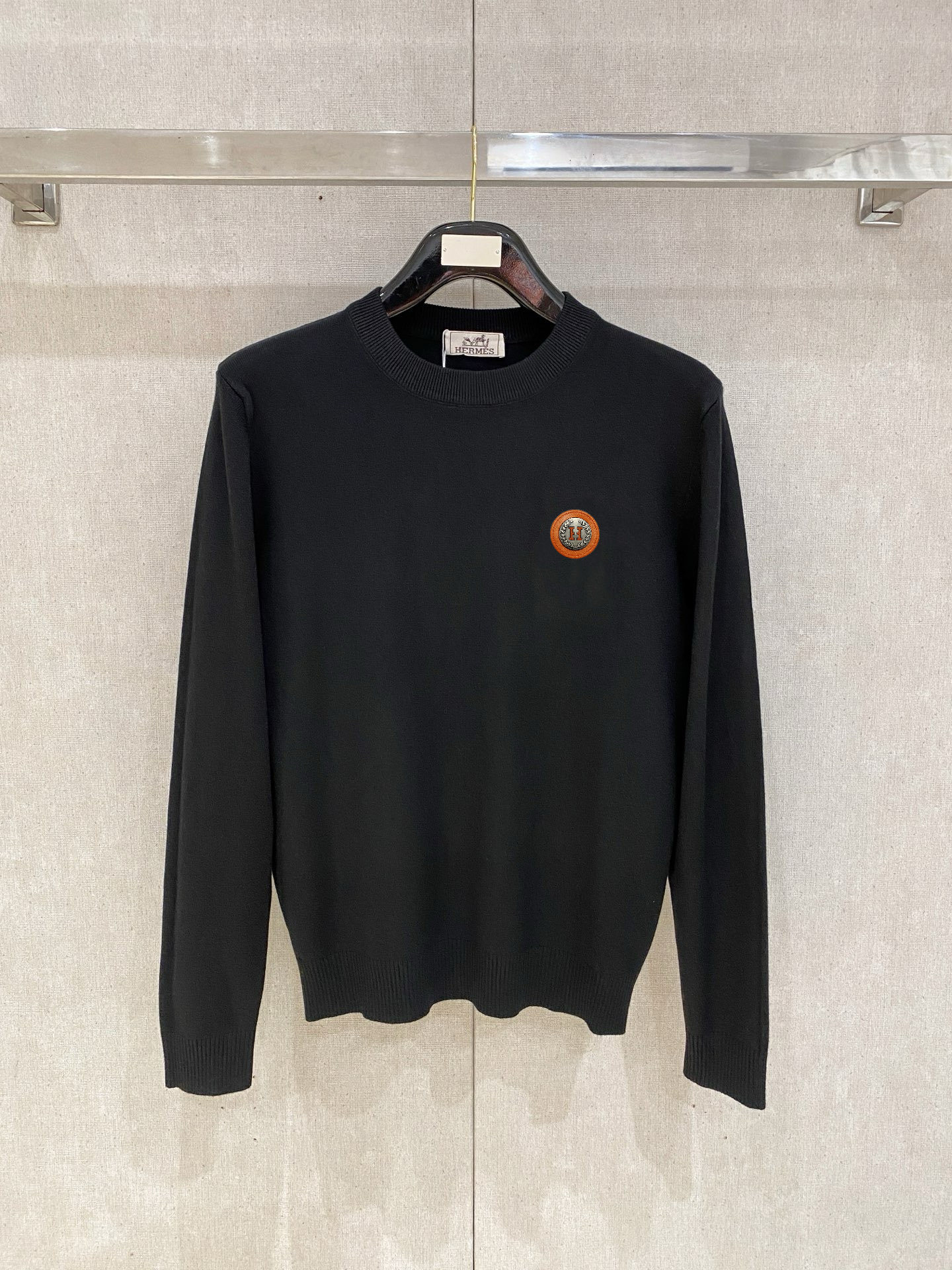 エルメス「Hermès」春季新作ラウンドネックスウェット