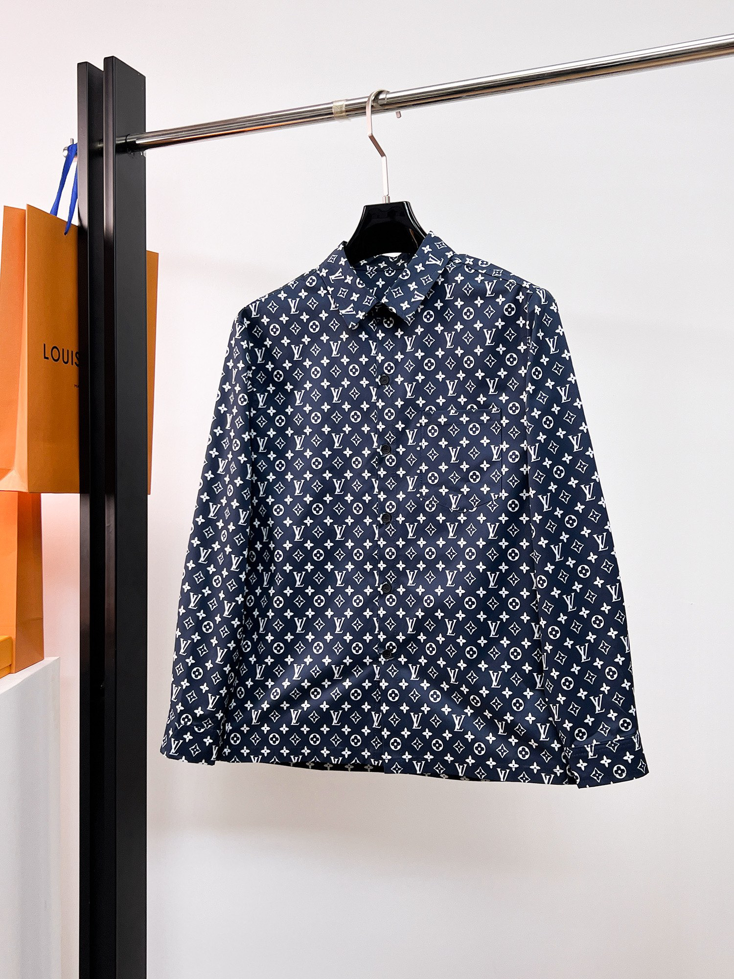 ルイ・ヴィトン「Louis Vuitton」2026 早春 コレクション シャツ