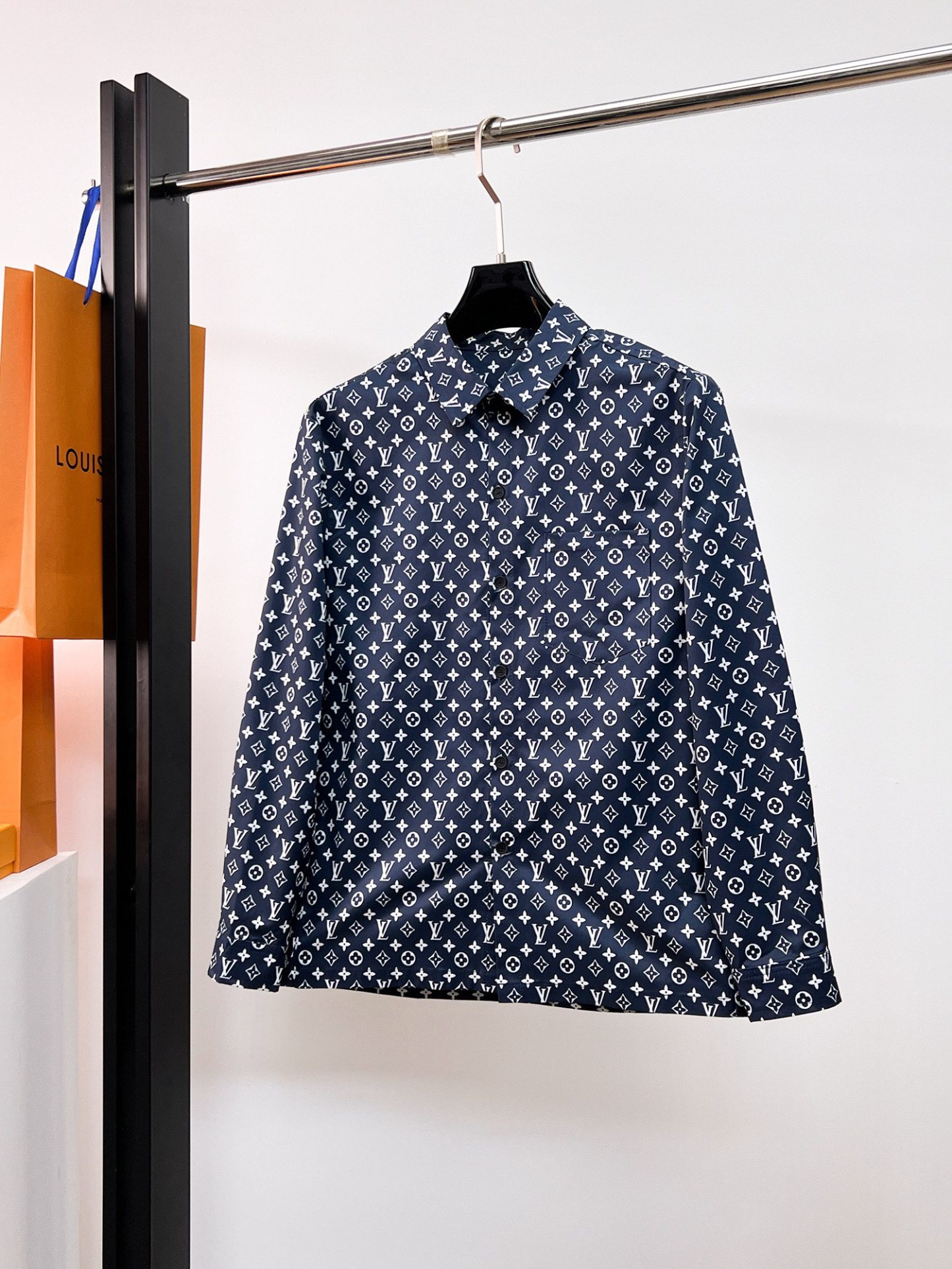 ルイ・ヴィトン「Louis Vuitton」2026 早春 コレクション シャツ