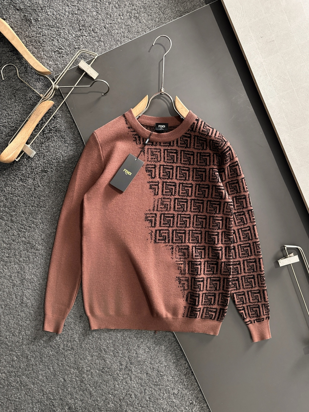 フェンディ「Fendi」2026新作ニットコレクション ニットウェア