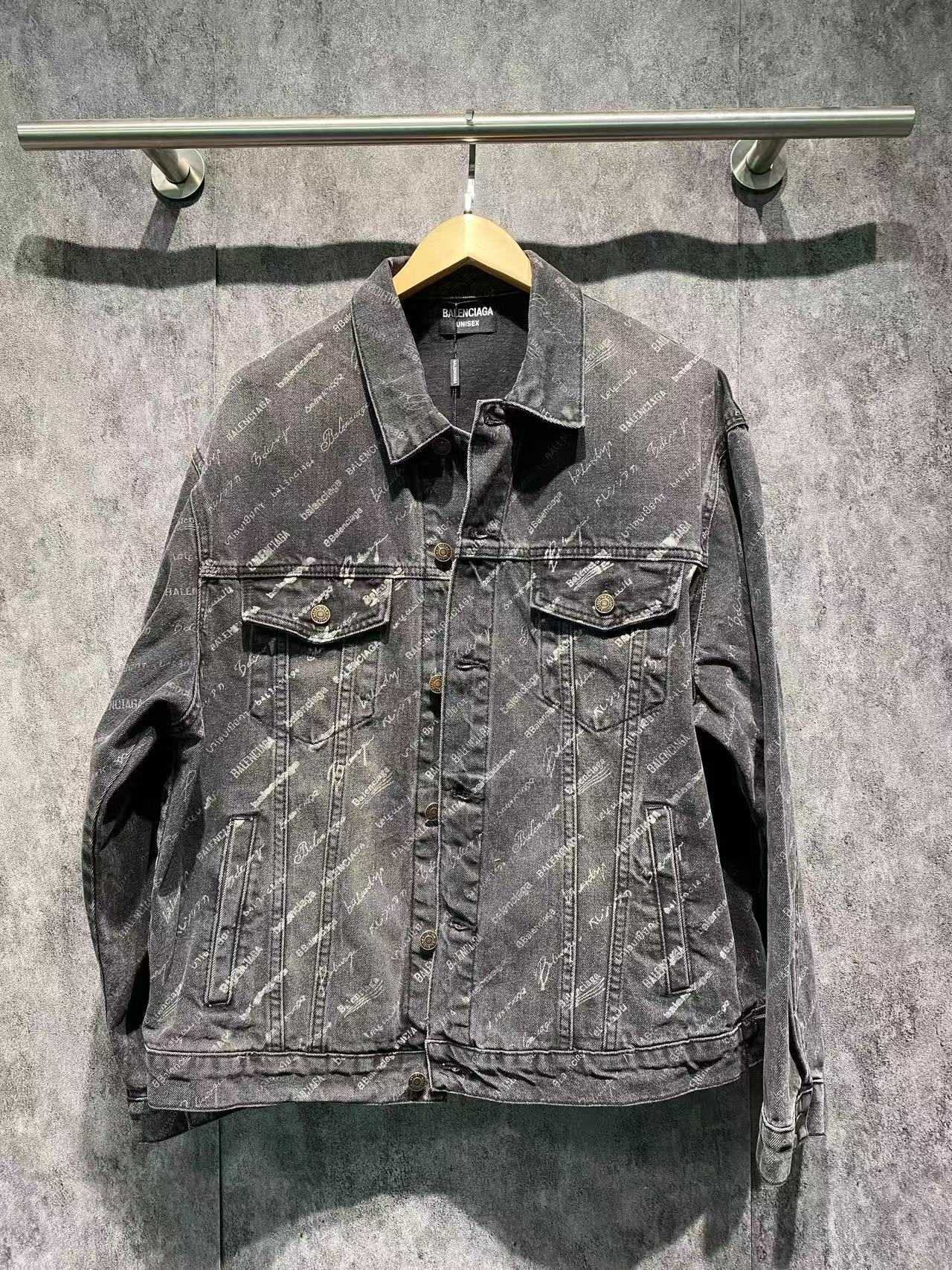 バレンシアガ「Balenciaga」デニムジャケット クラシック リデザイン