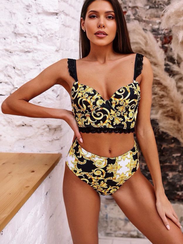 ヴェルサーチ「Versace」セパレート水着「2025夏季限定・人気プレミアムスイム登場！」