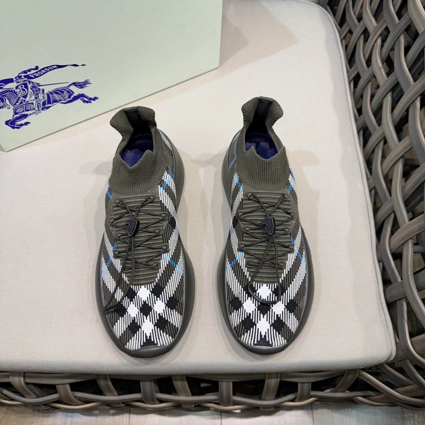 バーバリー「Burberry」 Neptune グレンチェック ウォームニット スニーカー