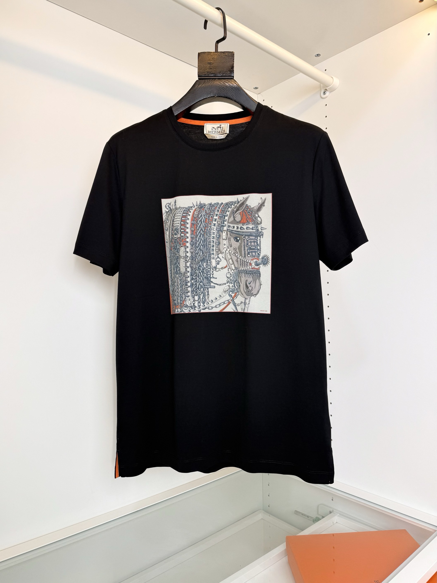 エルメス「Hermès」 クルーネックTシャツ 軽やかな着心地 春夏新作