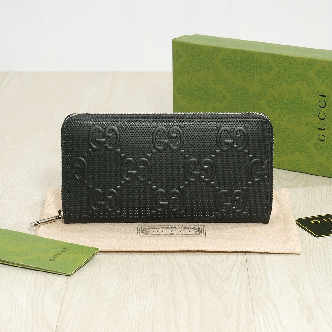 グッチ「Gucci」シグネチャー レザー ウェブ ジップアラウンドウォレット