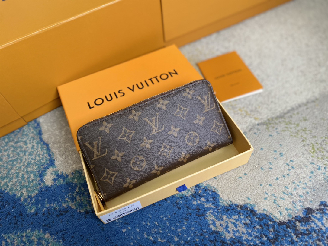 【LOUIS VUITTON】ジッピーウォレット　オーガナイザー パスポートも入る☆格好いい LV ジッピー オーガナイザー 長財布