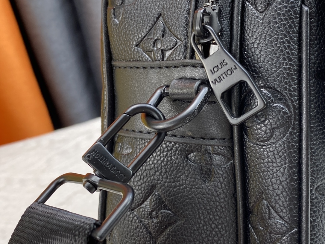 ルイ・ヴィトン「Louis Vuitton」S Lock メッセンジャーバッグ