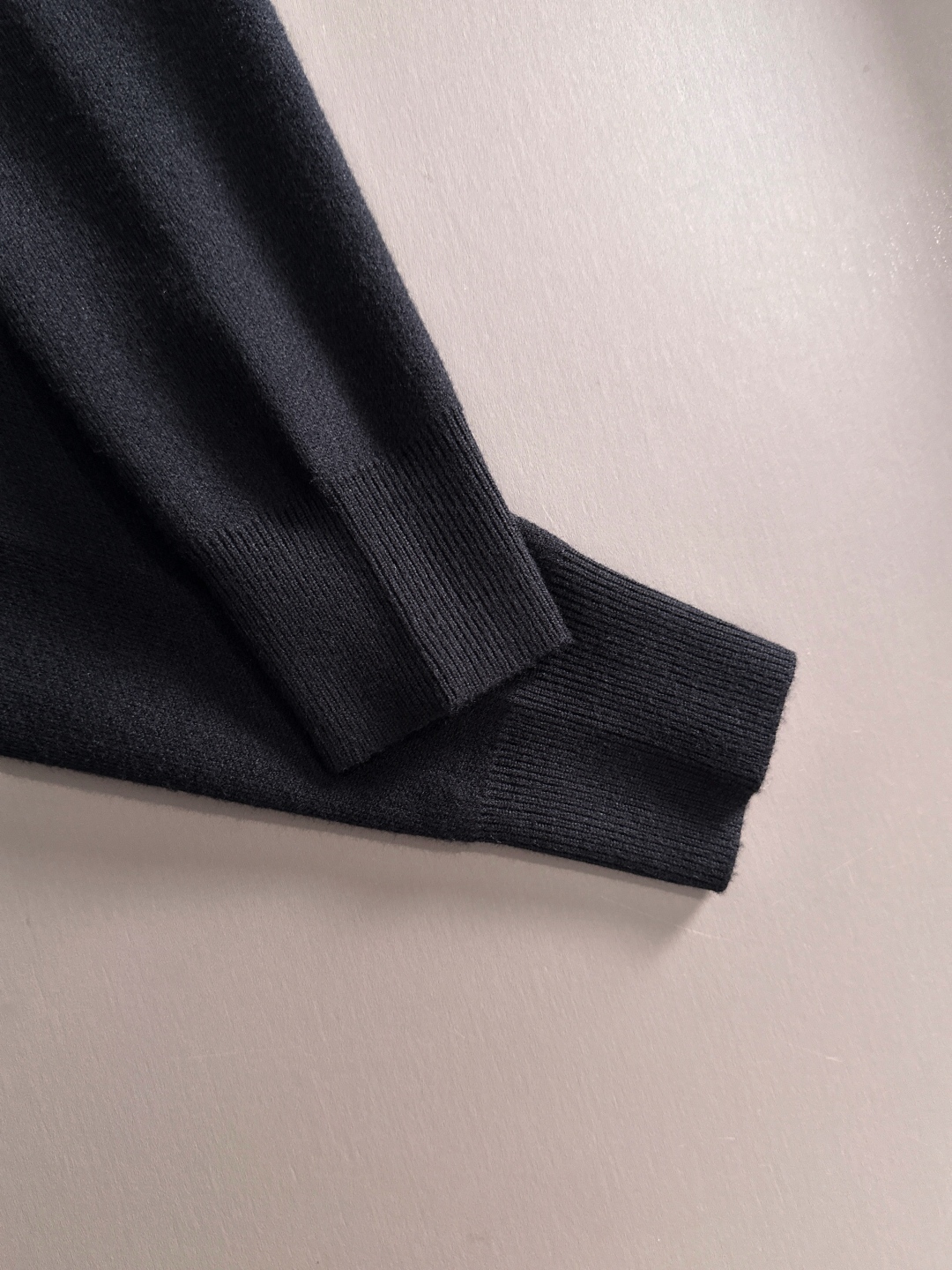 グッチ「Gucci」秋冬ウール混紡丸首プルオーバーニットセーター