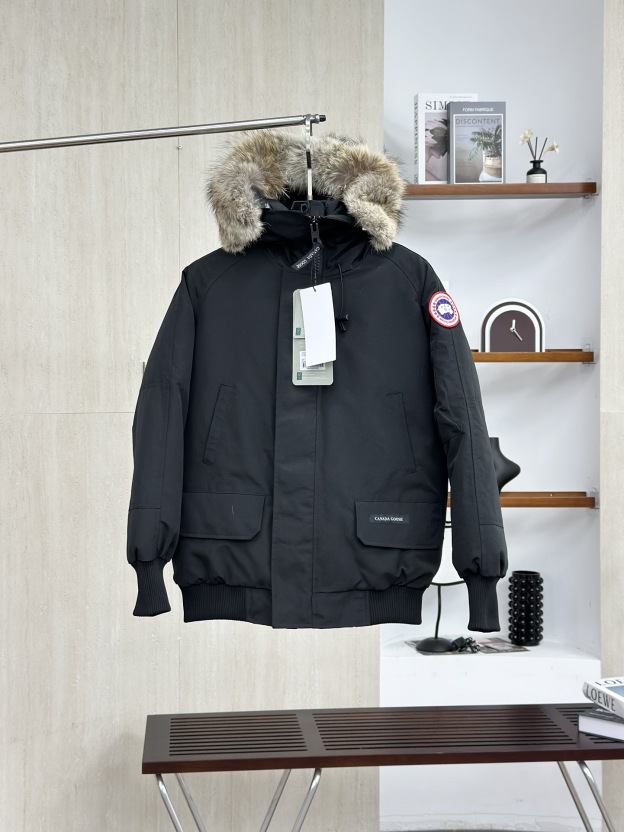 カナダグース ファッションダウンジャケット