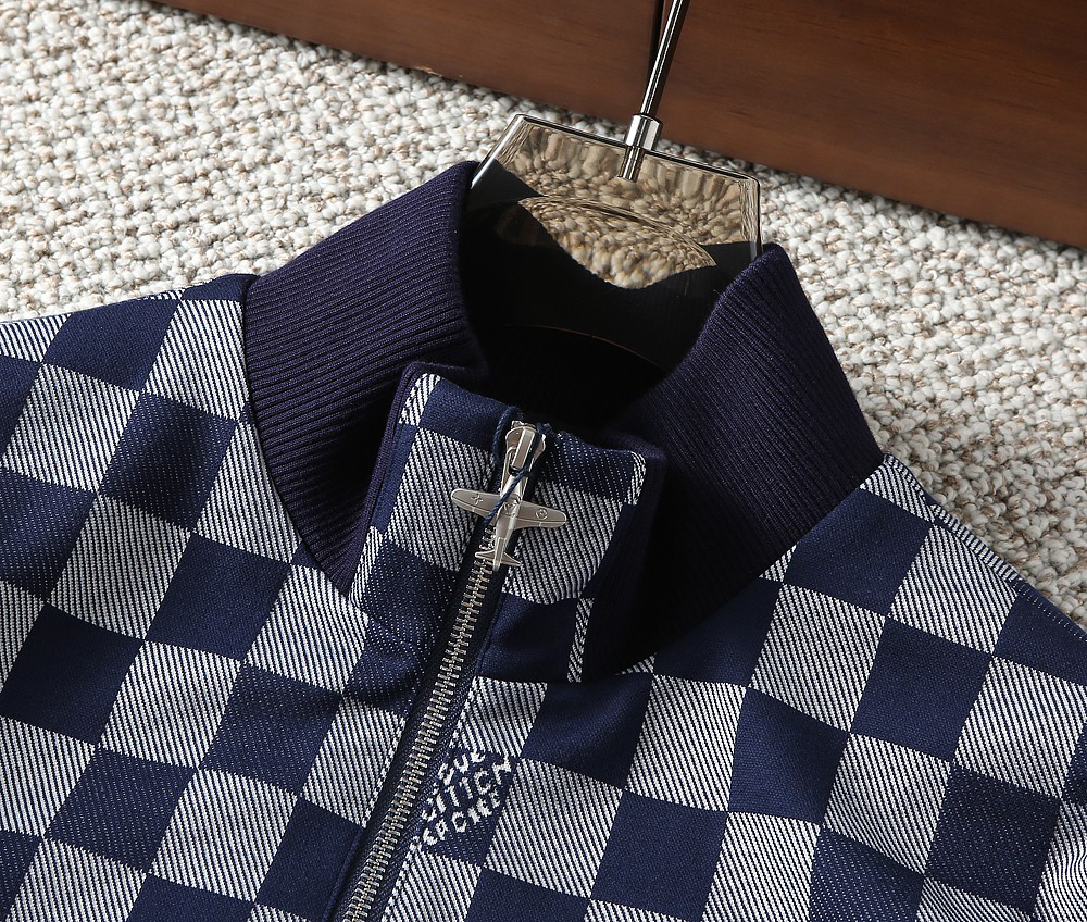 ルイ・ヴィトン「Louis Vuitton」秋冬コレクション クイルテッド ジャケット