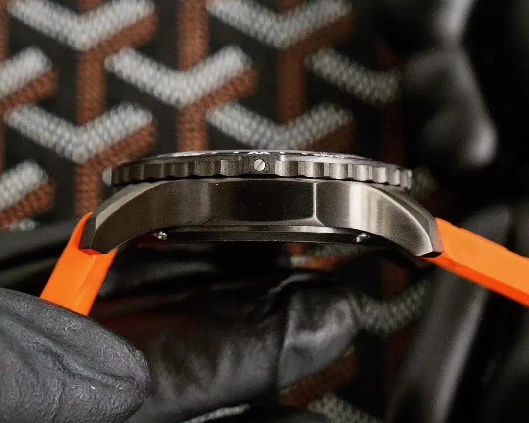 ブライトリング「Breitling」Superocean Automatic 腕時計44MM