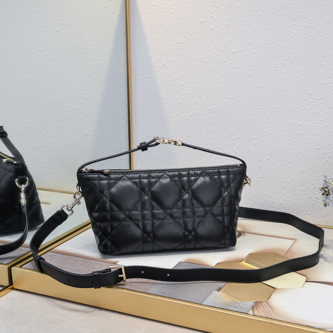 ディオール「Dior」Travel Nomad ハンドバッグ