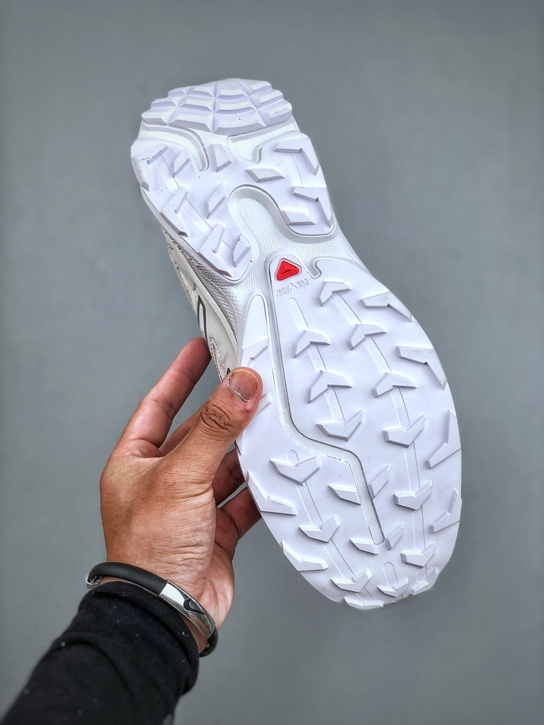 サロモン「SALOMON」XT-6 Expanse トレイルランニングシューズ