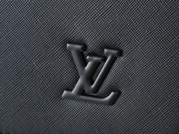 ルイ・ヴィトン「Louis Vuitton」ディストリクト スモールメッセンジャーバッグ