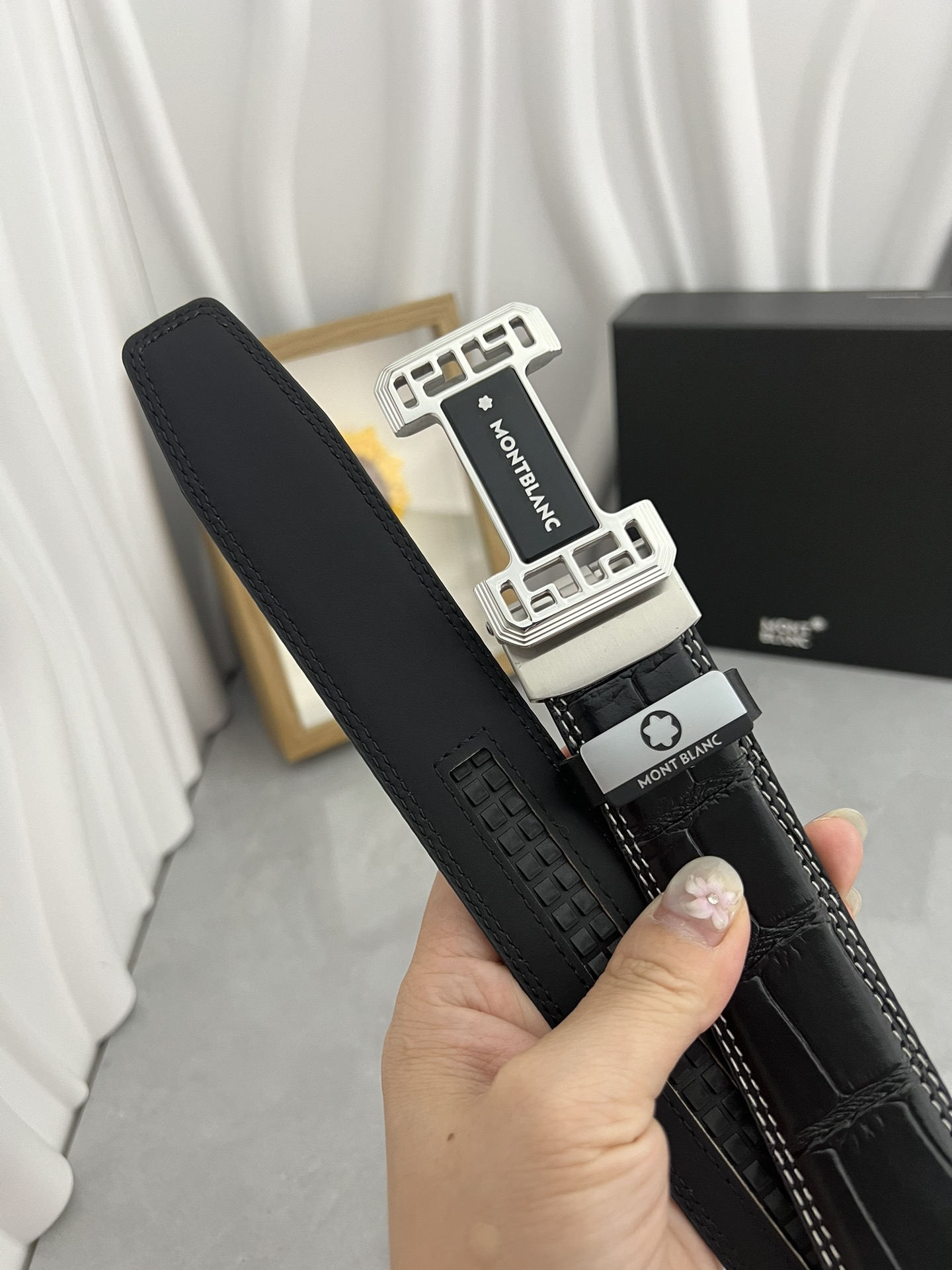 【厳選在庫】Montblanc ビジネスマン正装ベルト「全長約 100cm」