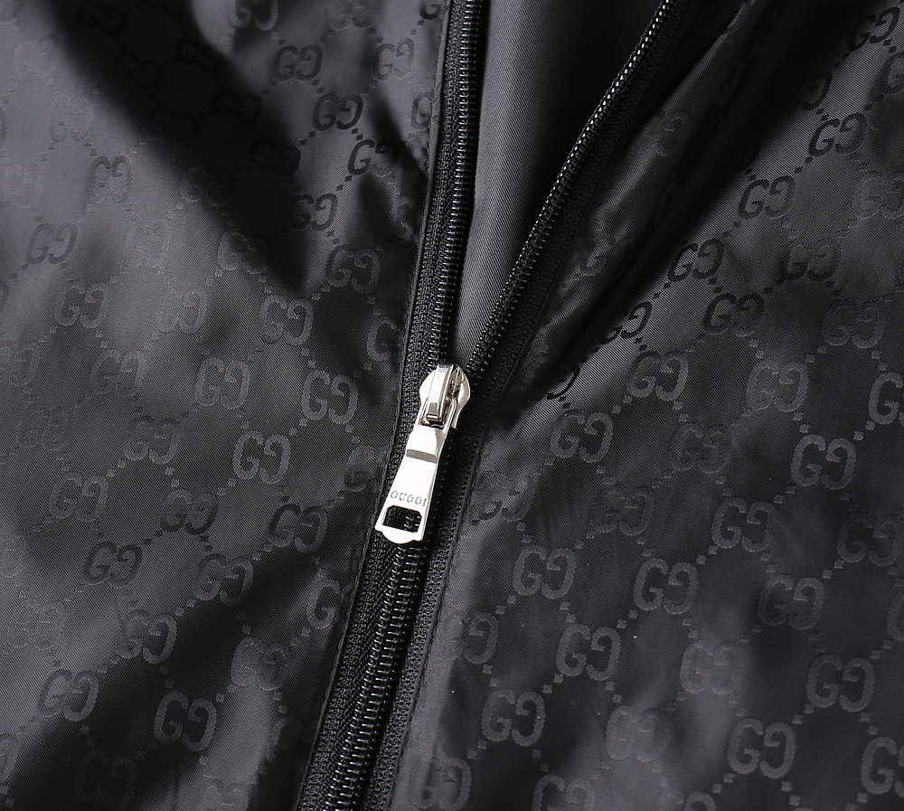 グッチ「Gucci」ファッショナブルなジャケット
