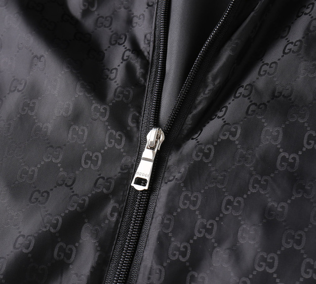 グッチ「Gucci」ファッショナブルなジャケット