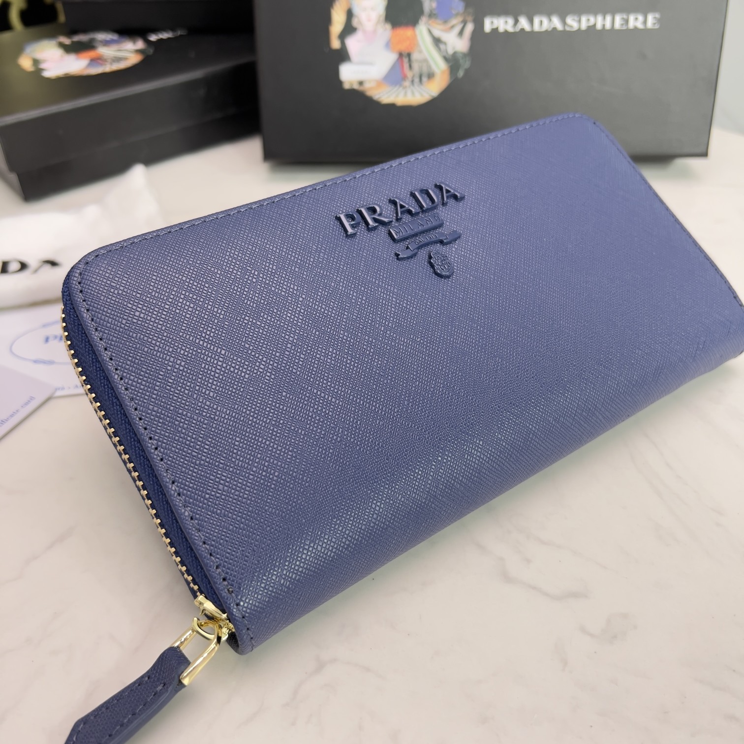 プラダ「PRADA」サフィアーノレザー 財布