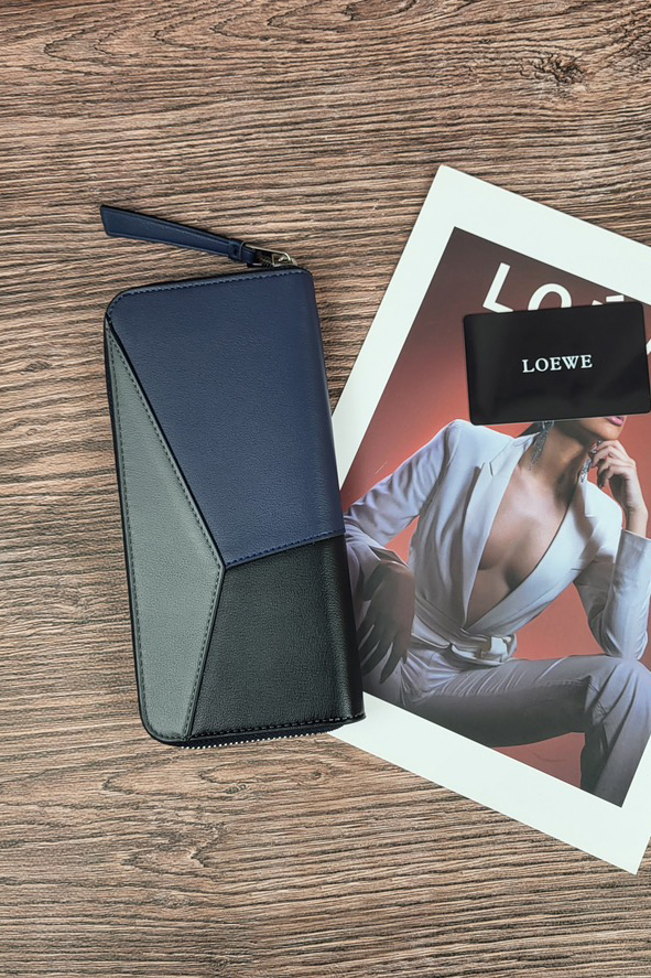 ロエベ「LOEWE」ジッパー付き財布 5色