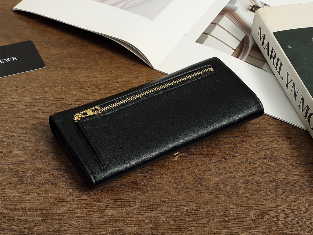 ロエベ「LOEWE」アナグラム コンティネンタル ウォレット 3色