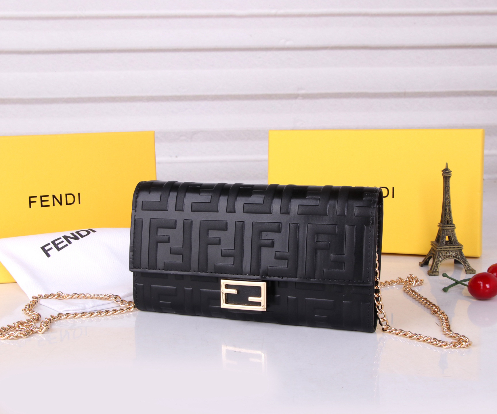 フェンディ「Fendi」バゲット 長財布 ナッパレザー ウォレット