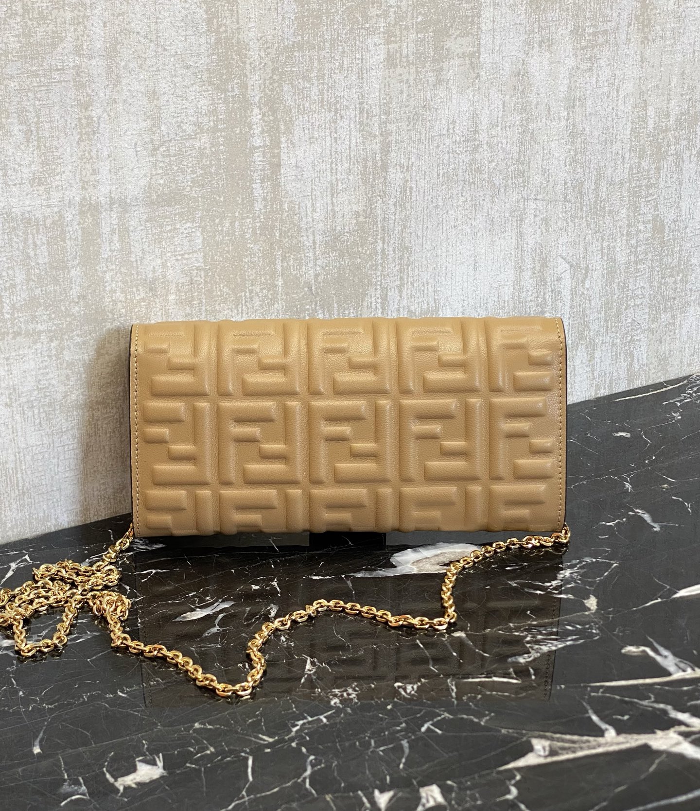 フェンディ「Fendi」バゲット 長財布 ナッパレザー ウォレット