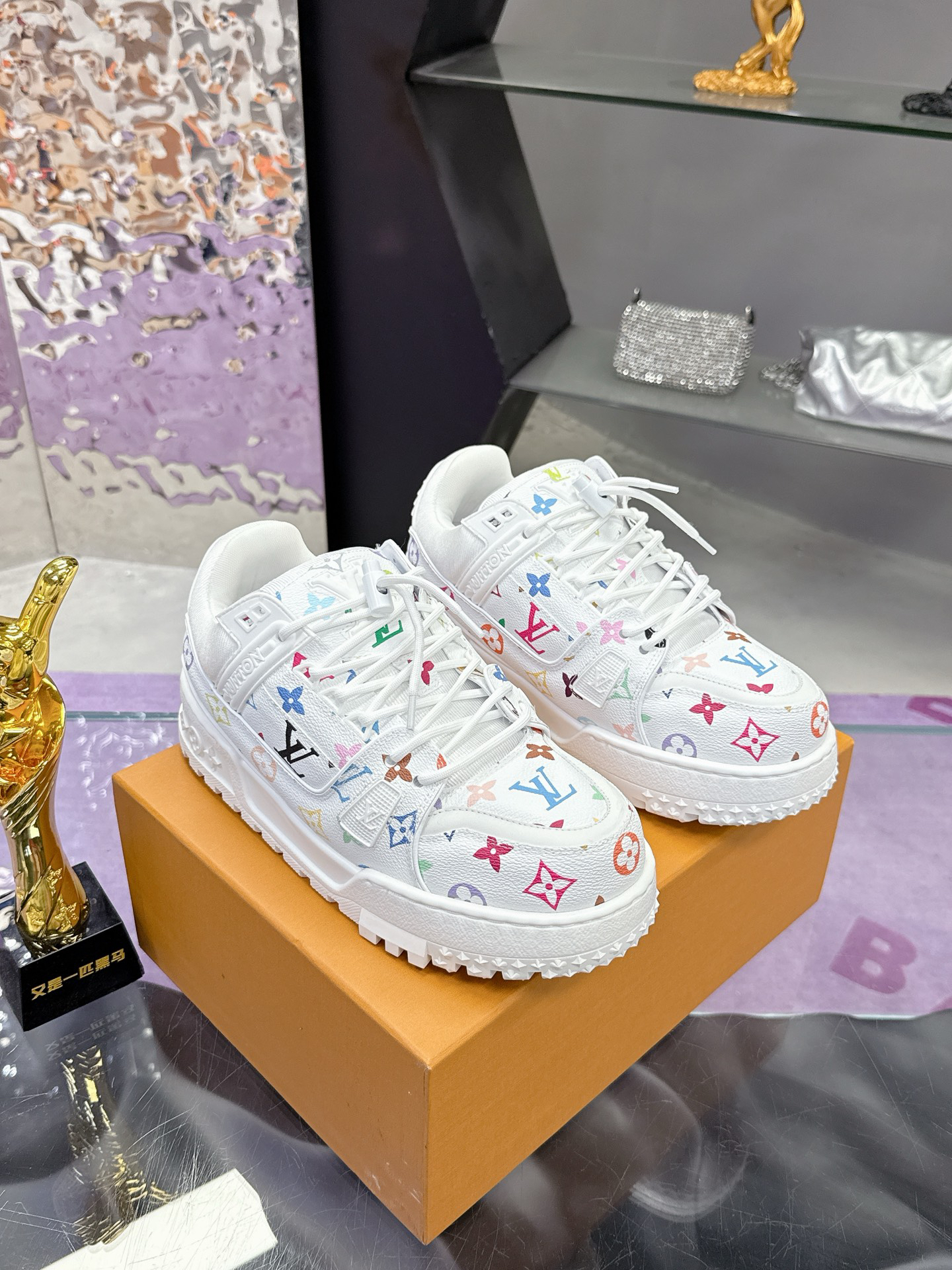 ルイ・ヴィトン「Louis Vuitton」LV × TM LV トレイナー マキシ スニーカー【男女兼用】