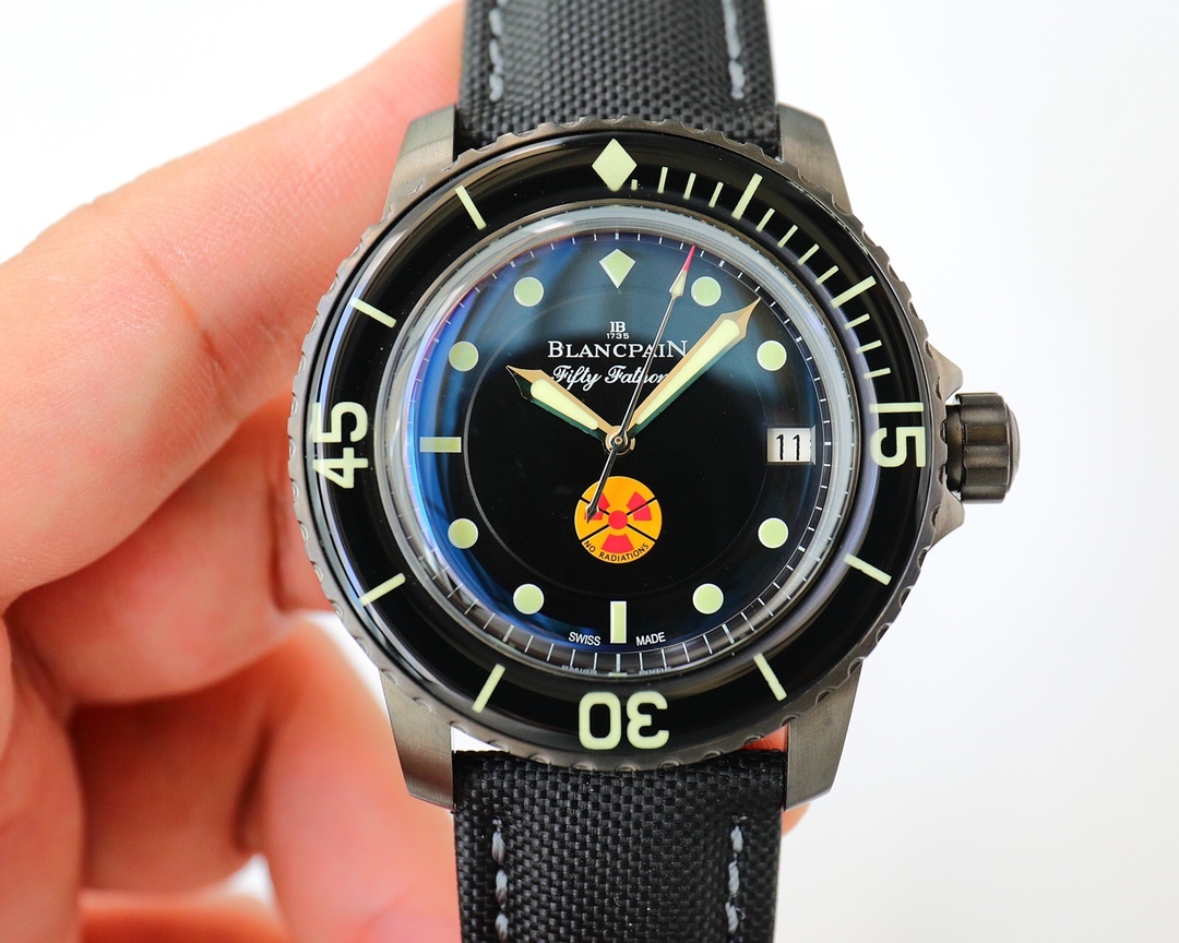 ブランパン「Blancpain」フィフティ・ファゾムス 5015 ダイバーズウォッチ