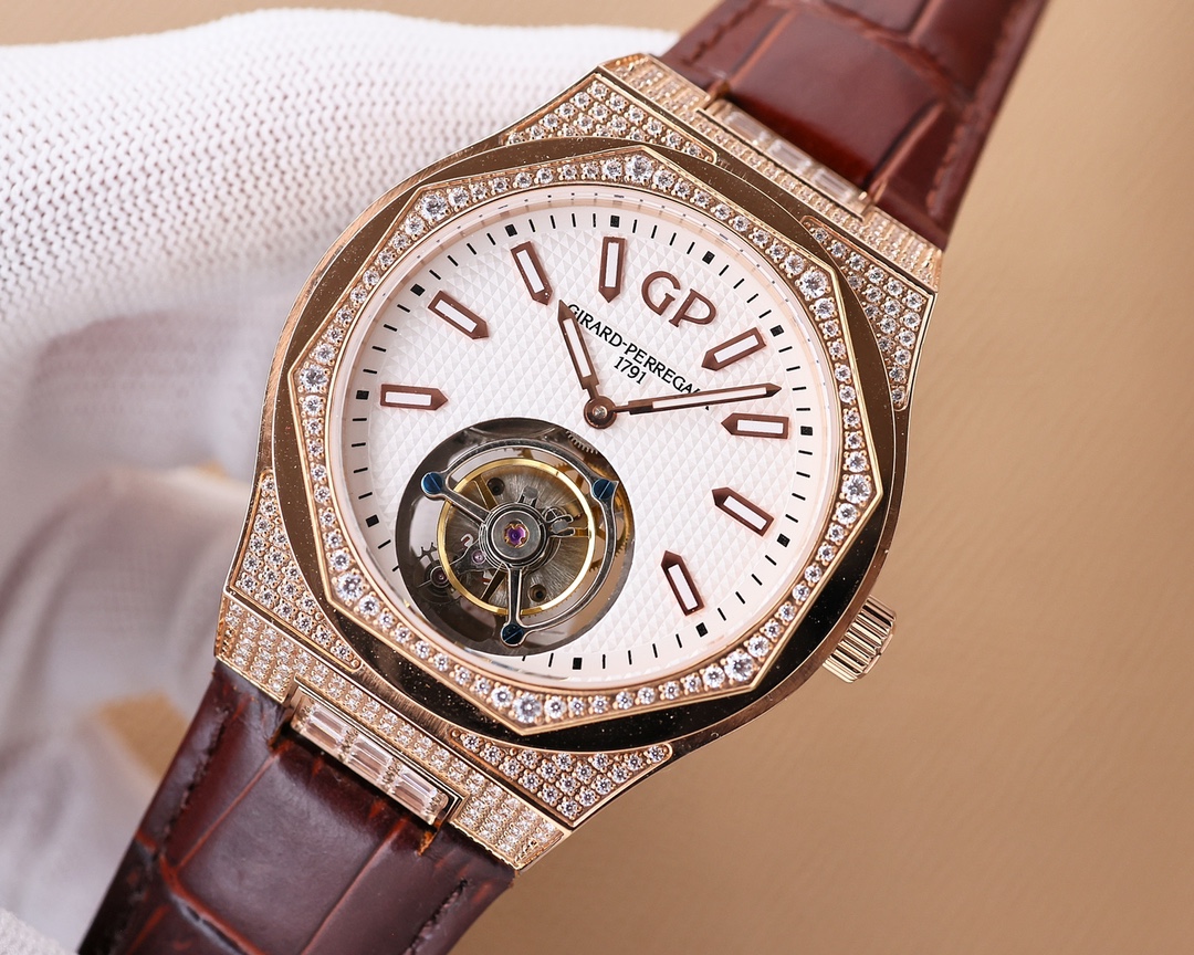 ジラール・ペルゴ「Girard-Perregaux」 ラウレアート クロノグラフ トゥールビヨン 腕時計42MM