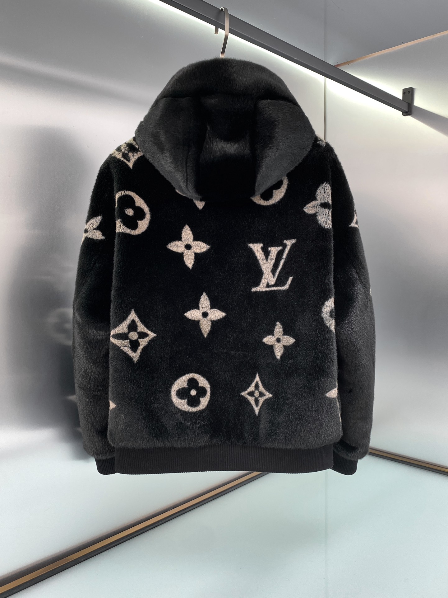 ルイ・ヴィトン「Louis Vuitton」 ウール エンブロイダリー ベースボール ジャケット