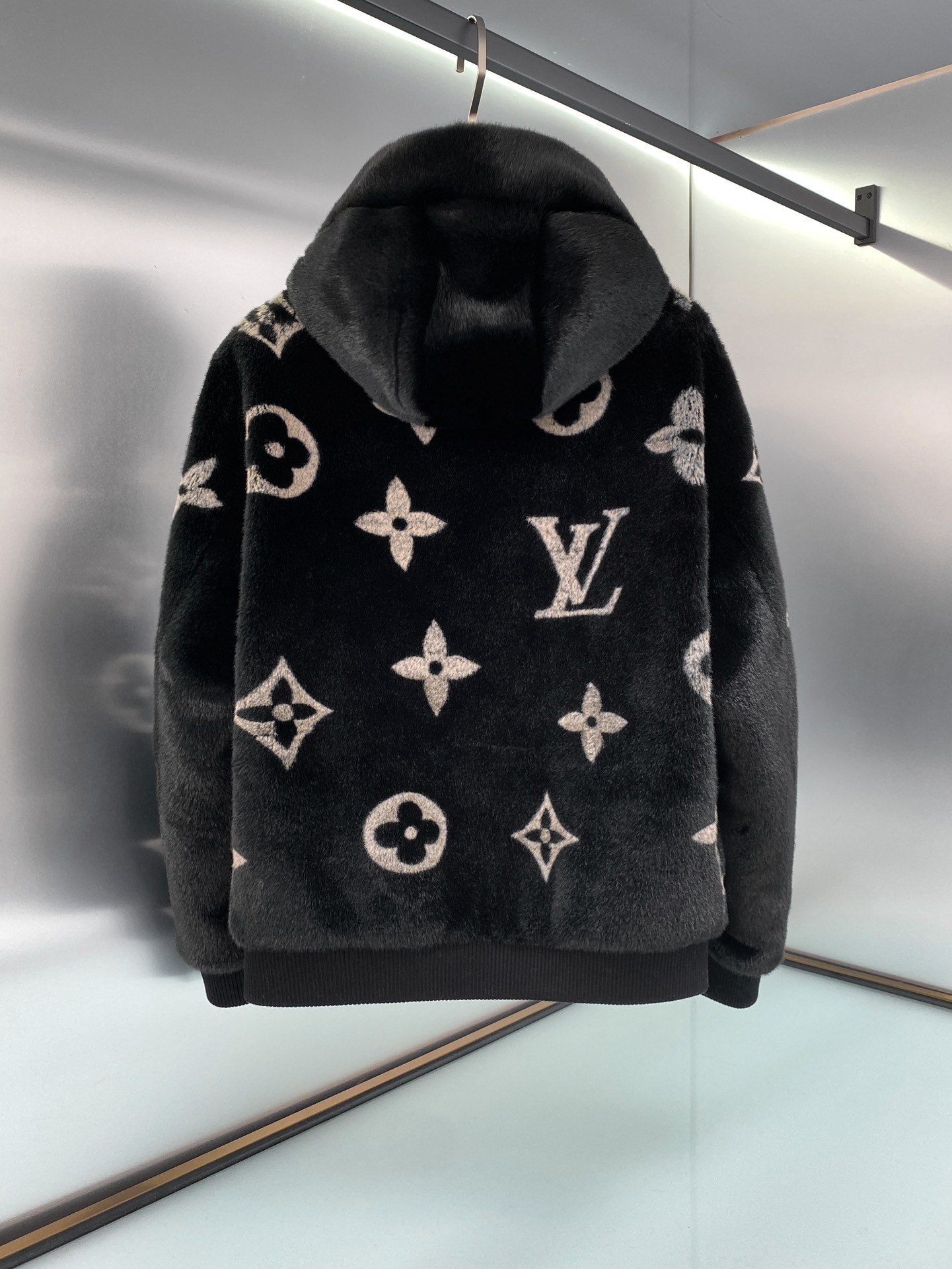 ルイ・ヴィトン「Louis Vuitton」 ウール エンブロイダリー ベースボール ジャケット