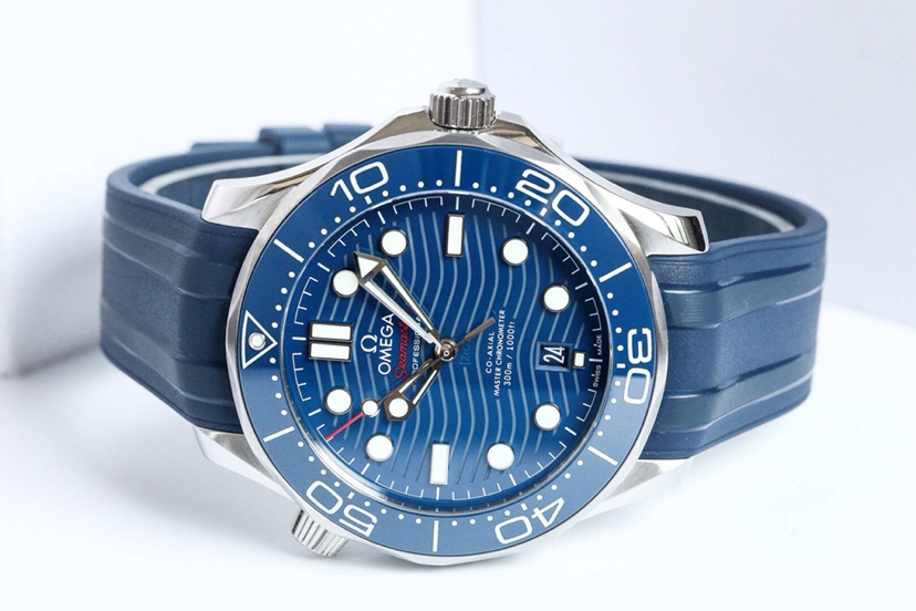 オメガ「Omega」シーマスター ダイバー300M 腕時計 42mm