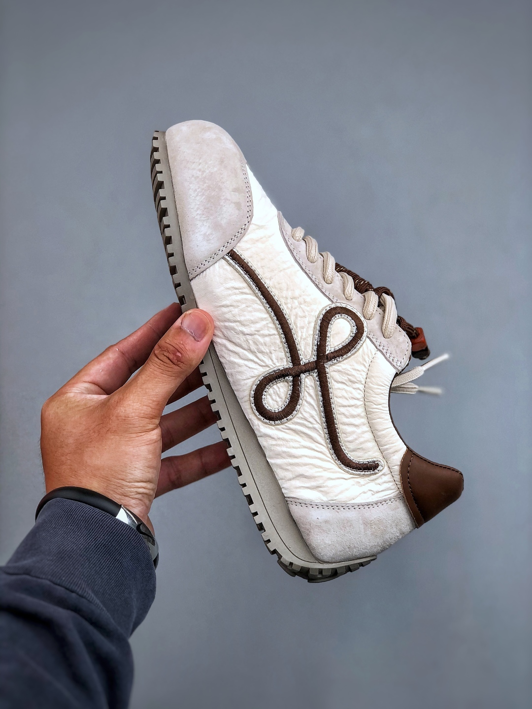 ミュウミュウ「Miu Miu」Prelude シリーズ ― ヴィンテージ×インダストリアル スタイル 多色ブレンドモデル