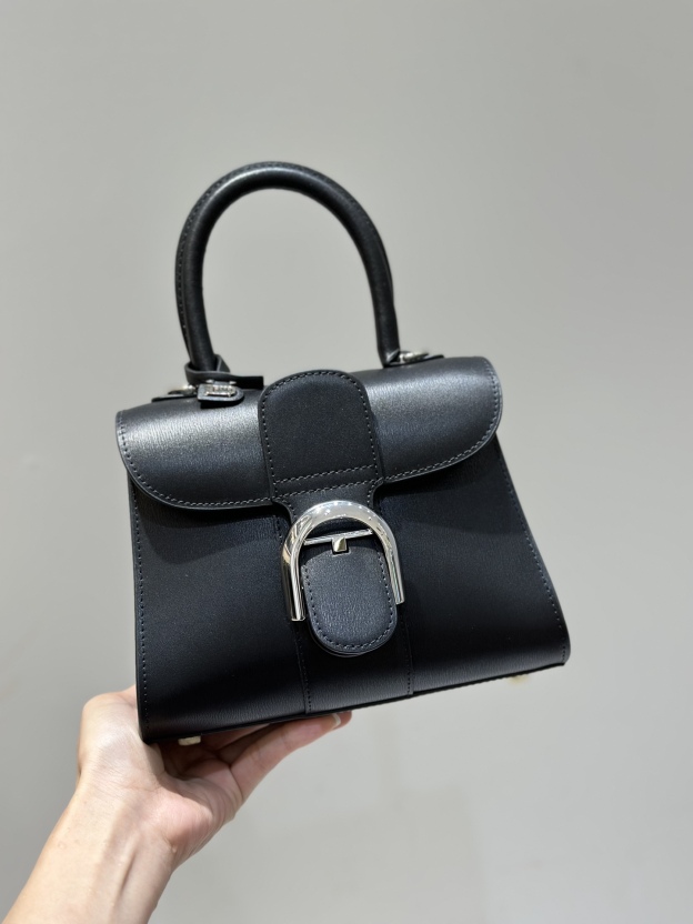デルヴォー「Delvaux」クラシックハンドバッグ