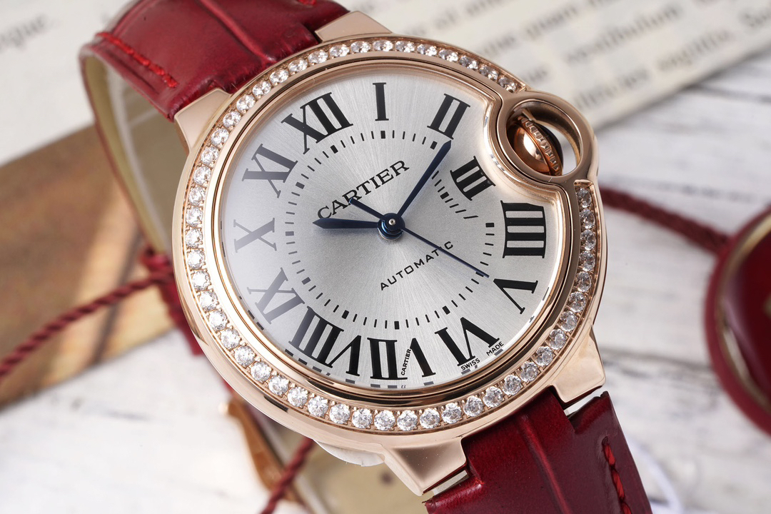 カルティエ［Cartier］バロン ブルー ドゥ カルティエ 自動巻き腕時計 33mm