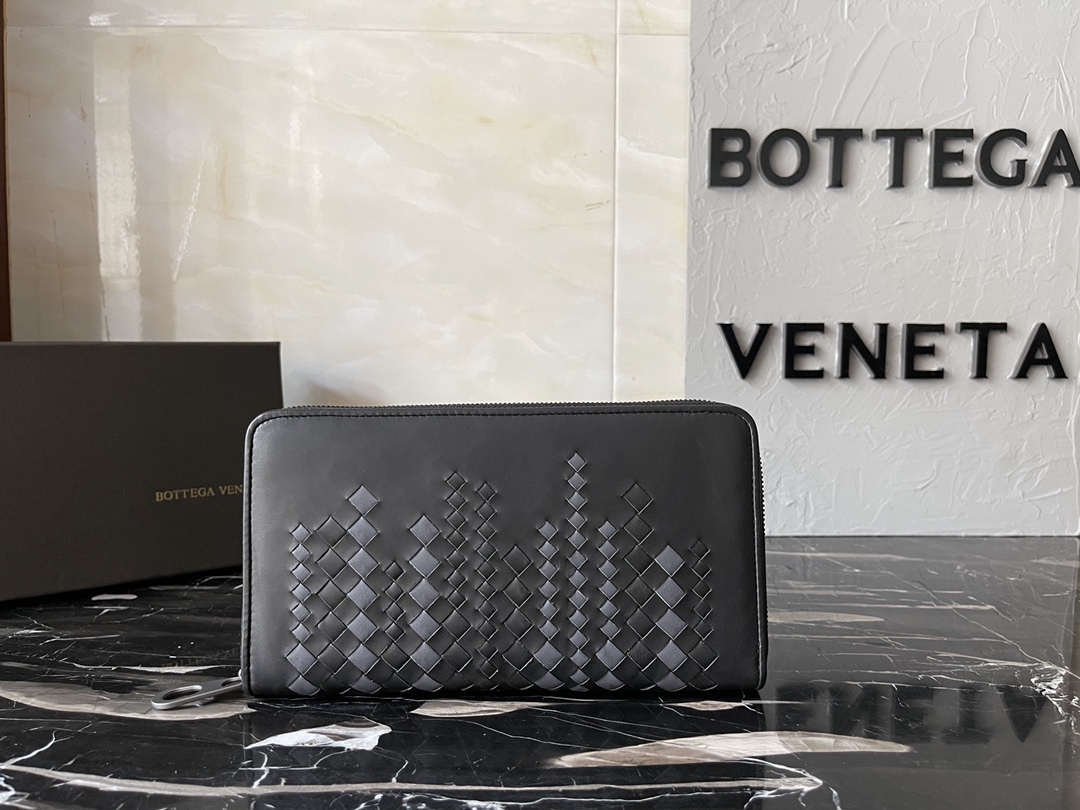 ボッテガ・ヴェネタ「Bottega Veneta」メンズ ザッパー ロング ウォレット
