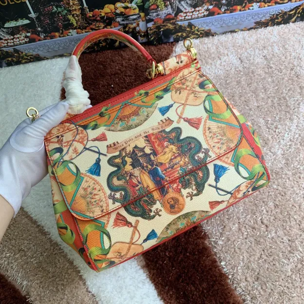 ドルチェ・アンド・ガッバーナ「D&G」フラワー プリント レザートップハンドルバッグ