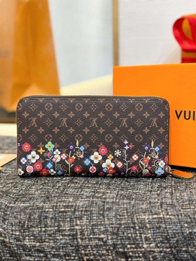 ルイ・ヴィトン「Louis Vuitton」LV x TM ジッピー･ウォレット