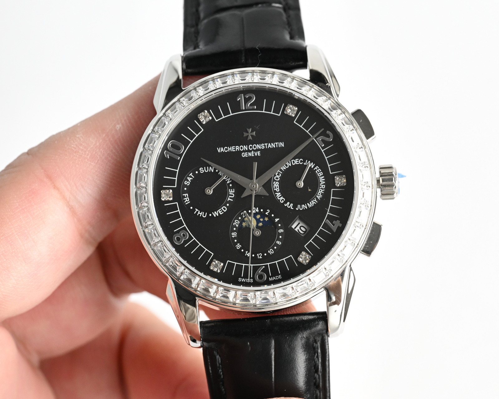 ヴァシュロン・コンスタンタン［Vacheron Constantin］タン Patrimony Traditionnelle 伝承シリーズ 自動機械式腕時計41MM