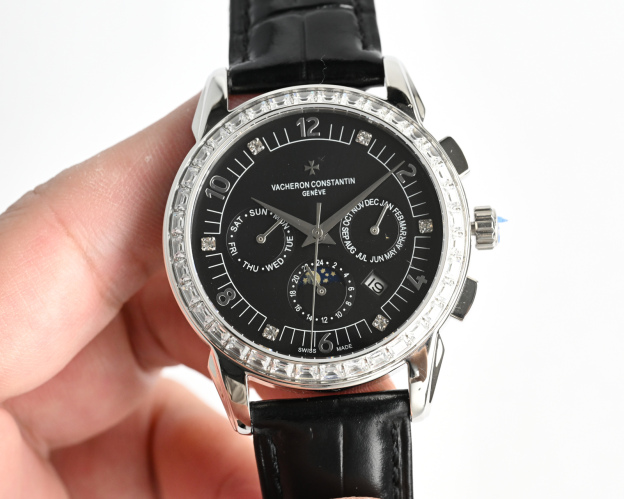 ヴァシュロン・コンスタンタン［Vacheron Constantin］タン Patrimony Traditionnelle 伝承シリーズ 自動機械式腕時計41MM