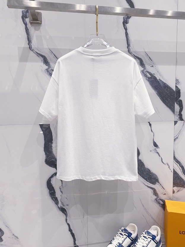 ヴェルサーチ「Versace」クルーネックTシャツ レトロゴールドグラフィティロゴプリント