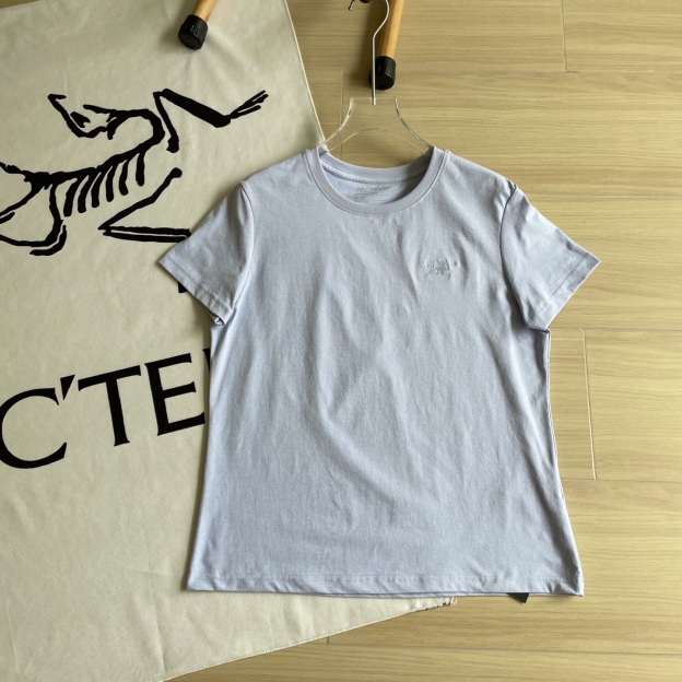 【ワンフォーワン】アークテリクス「ARC'TERYX」Taema 刺繍ロゴ Tシャツ【在庫僅少】