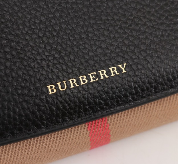 バーバリー「Burberry」クラシック チェック レディース 長財布