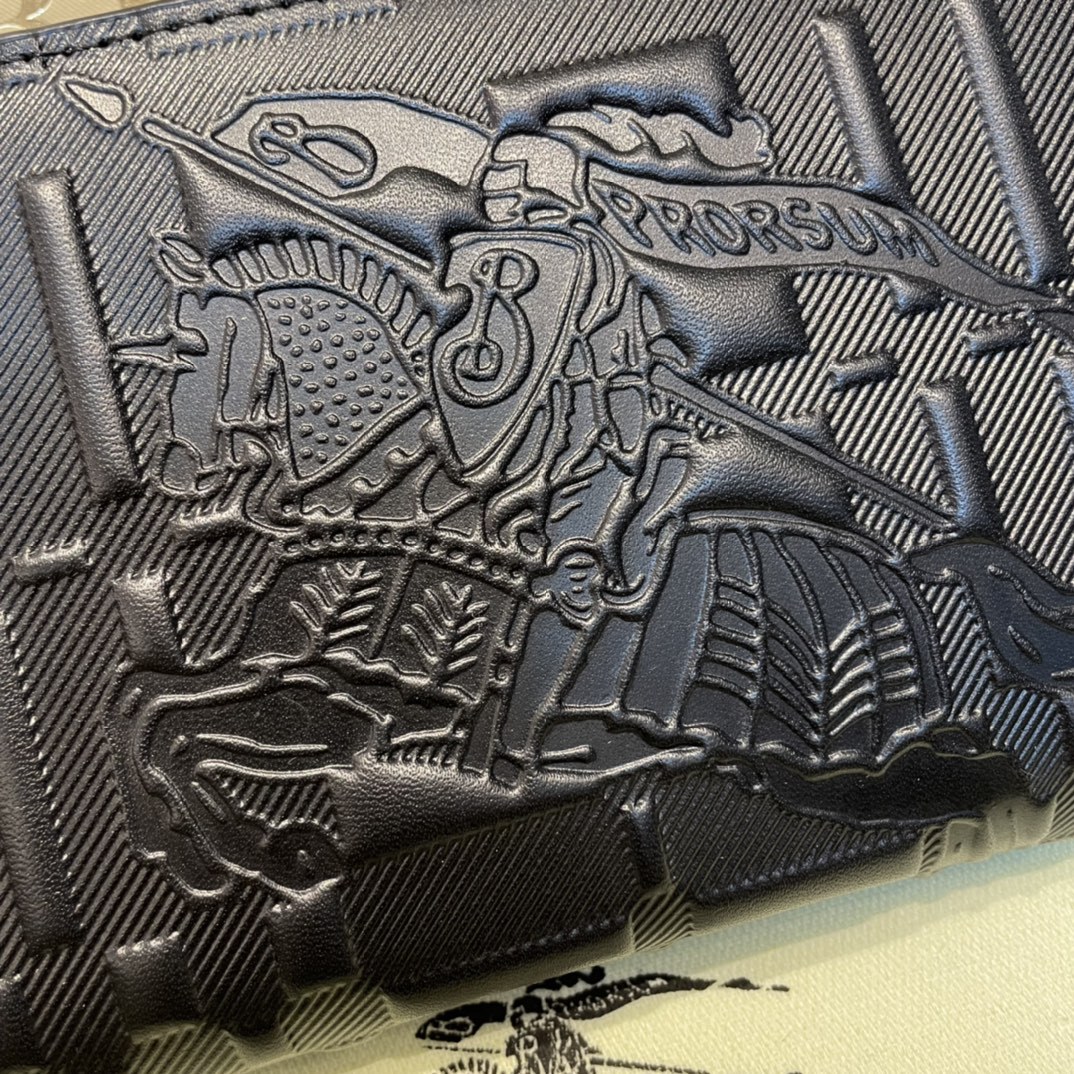 バーバリー「Burberry」メンズ シングルジップ スモール ウォレット