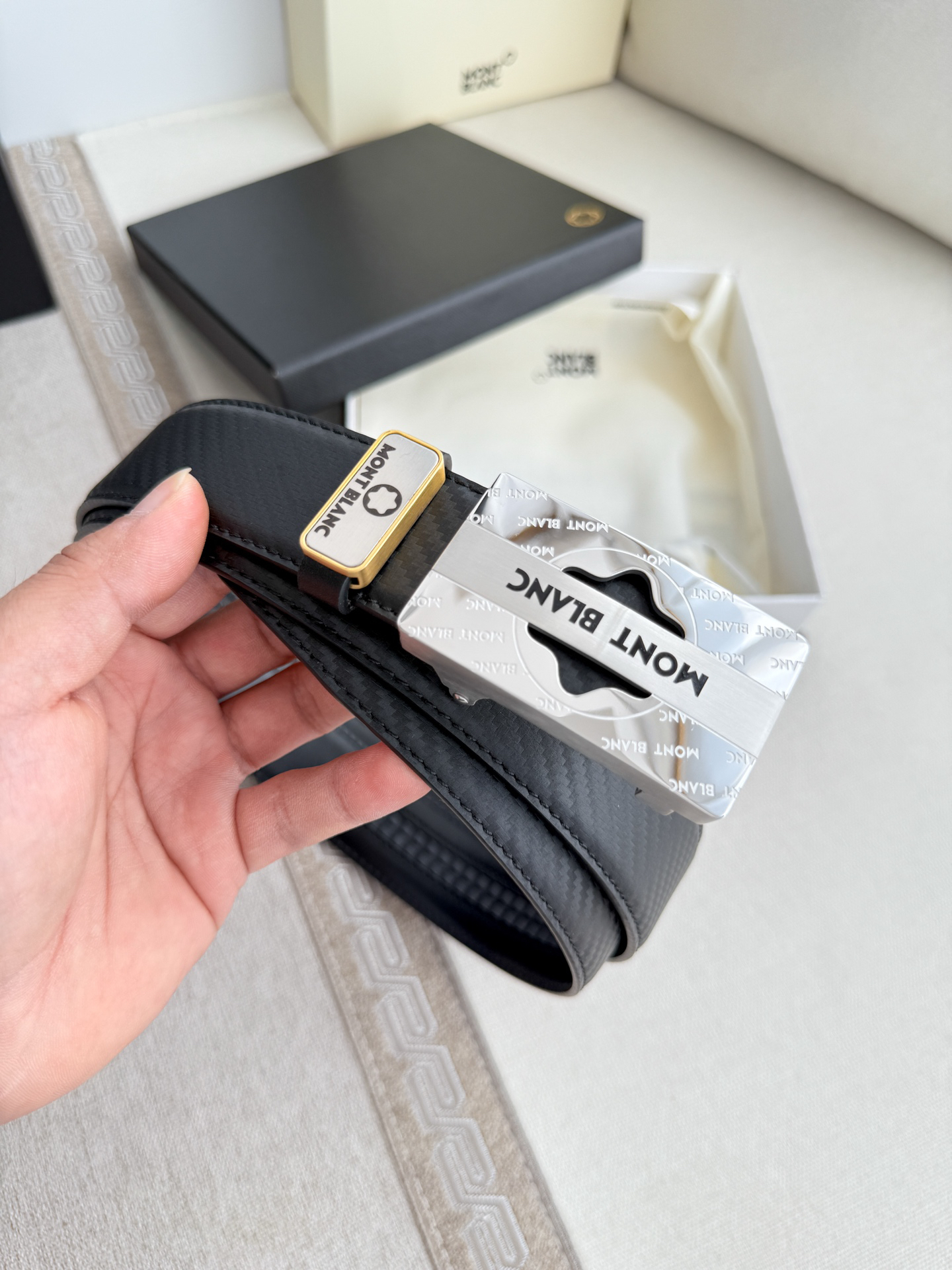 モンブラン「Montblanc」クラシックコレクション オートマチックバックル ベルト 100cm