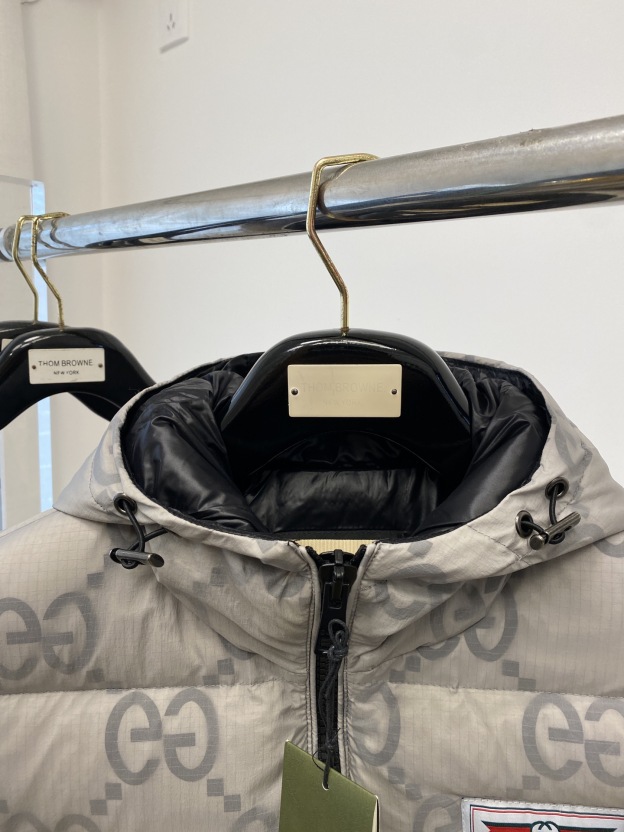 グッチ「Gucci」秋冬フード付きダウンジャケット