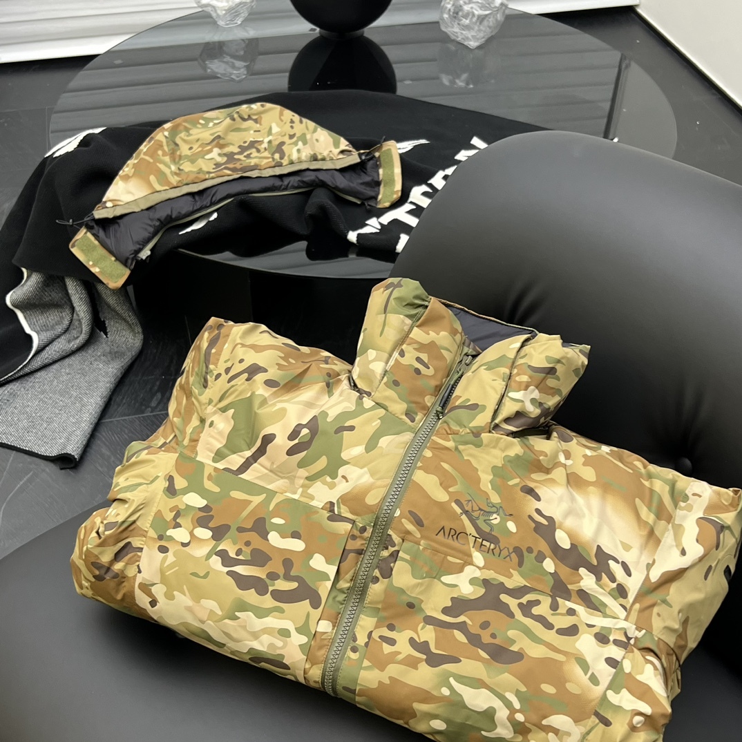 アークテリクス「ARC'TERYX」LEAF COLD WX PARX 極地用ダウンジャケット