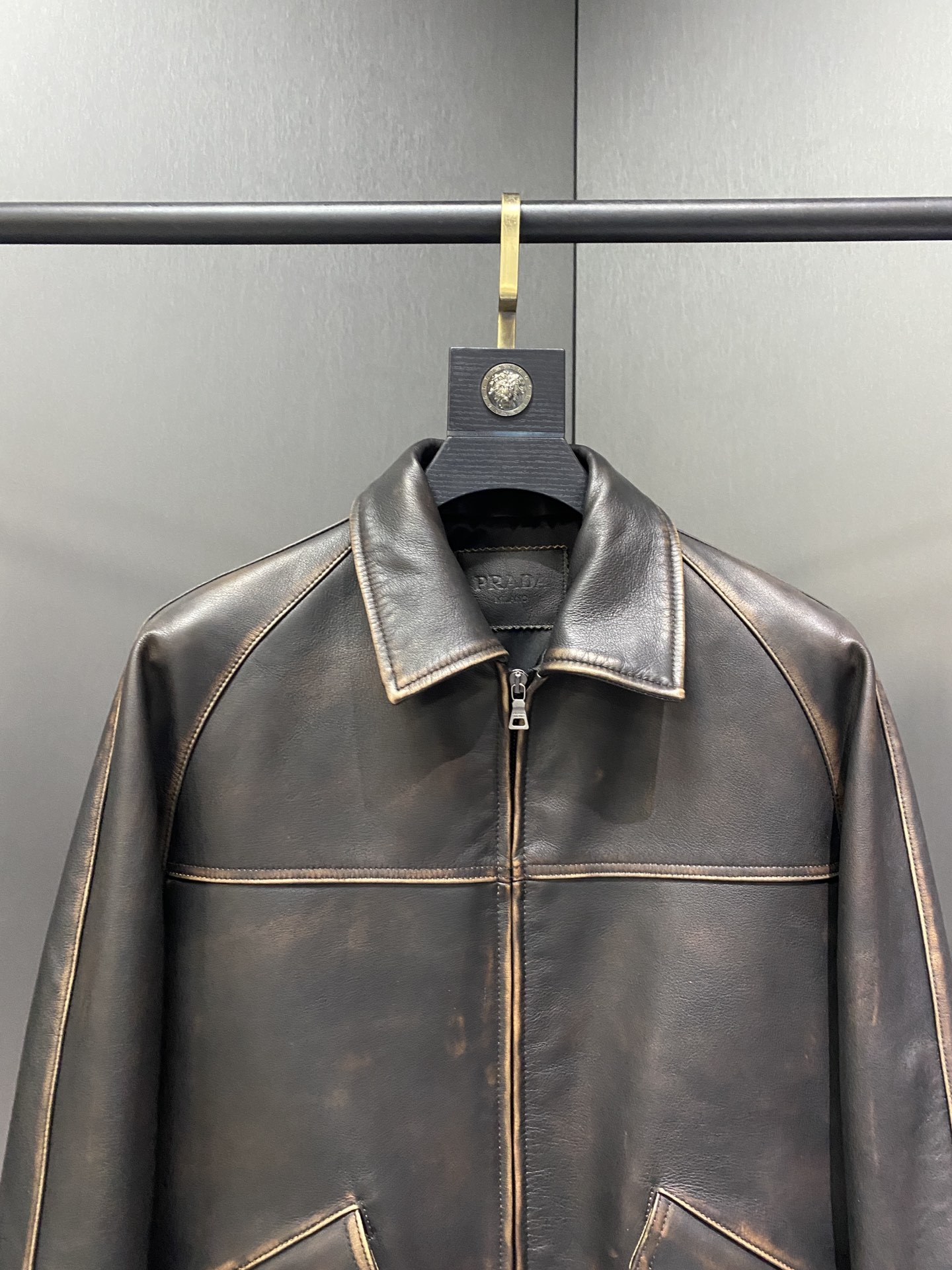 プラダ「Prada」秋冬新作 メンズヘッドレザージャケット